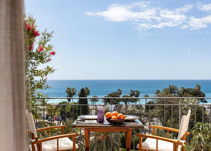 Lejlighed Unique Sea View Apartment, Center, 100m2 *