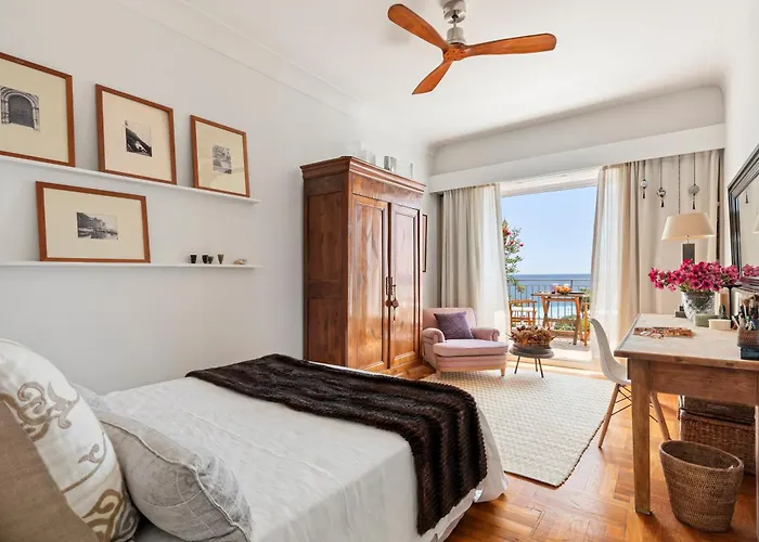 Apartmán Unique Sea View Apartment, Center, 100m2 *