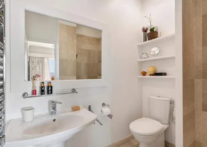 Apartmán Unique Sea View Apartment, Center, 100m2 Nice